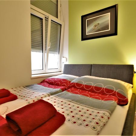 Modern Flat With 2 Rooms, Close To Schoenbrunn 비엔나 외부 사진